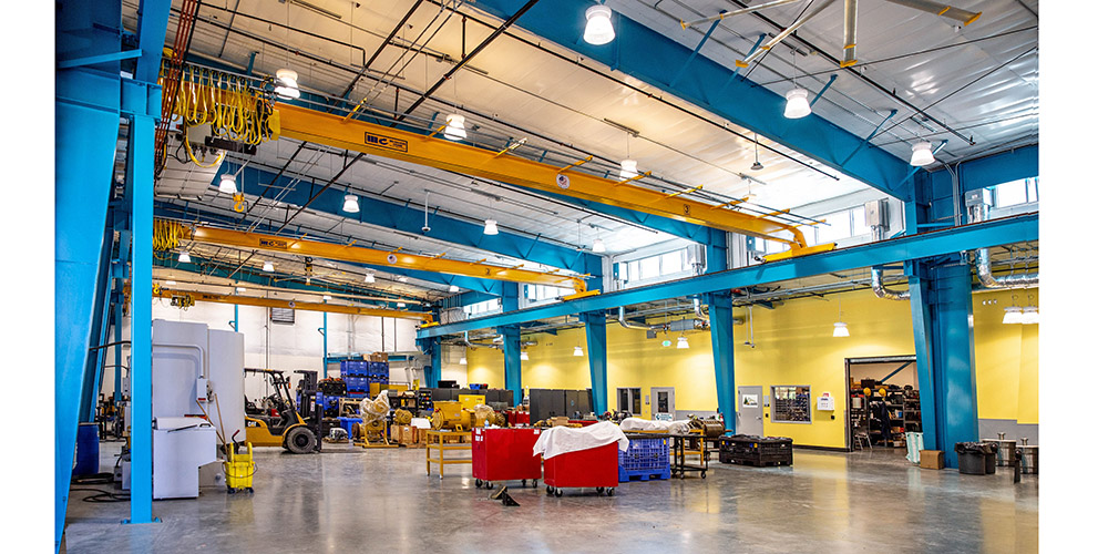 Technology college steel building with cranes