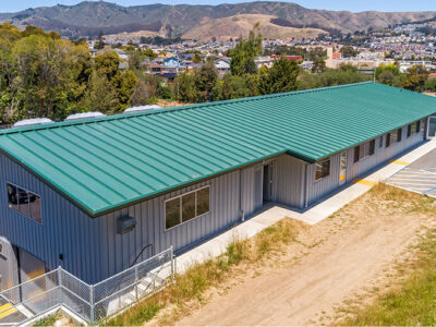 Pre-engineered steel building golf club