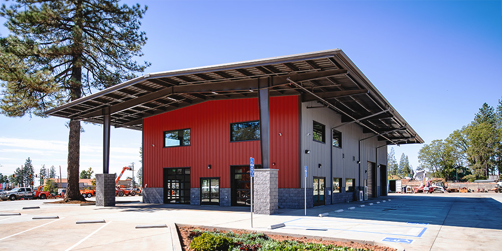 Commercial retail metal building